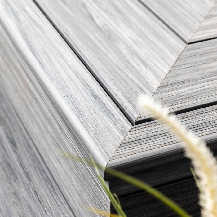 Deska kompozytowa zakończeniowa schodowa Premium Dąb Naturalny – dł. 2,8 m