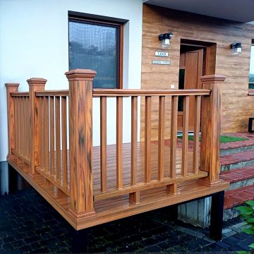 WPC Balustrade Helle Eiche 157 x 113 cm (2 Pfosten)