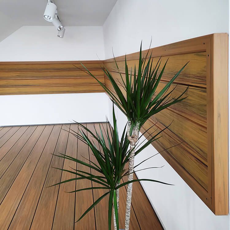 Deska Elewacyjna Kompozytowa Szczotkowana Premium Amber – dł. 2,9 m