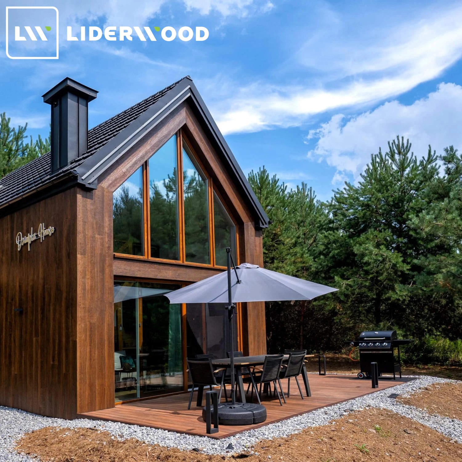 Neues Leben für Ihre Terrasse – wie Sie sie schnell und effektiv mit Liderwood erneuern