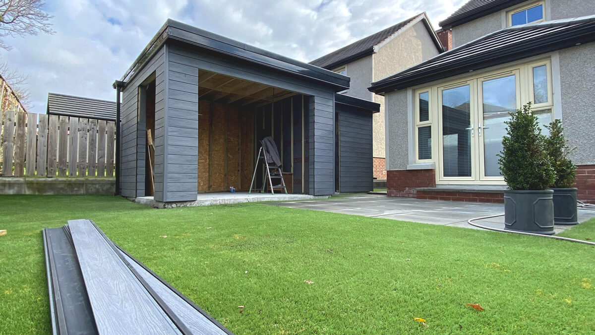 Gerätehaus – WPC Fassadenlamellen Premium Gray