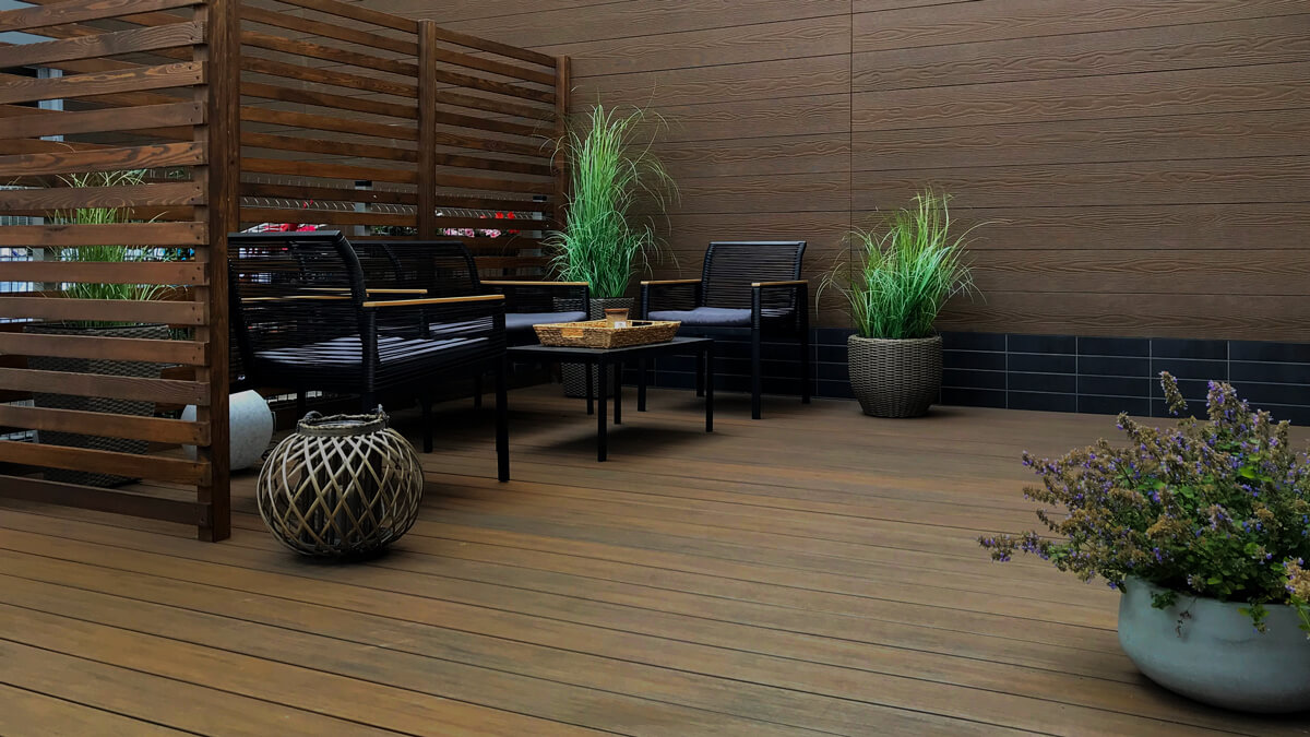 Terrasse im Reihenhaus, WPC terrassendielen Premium Teak