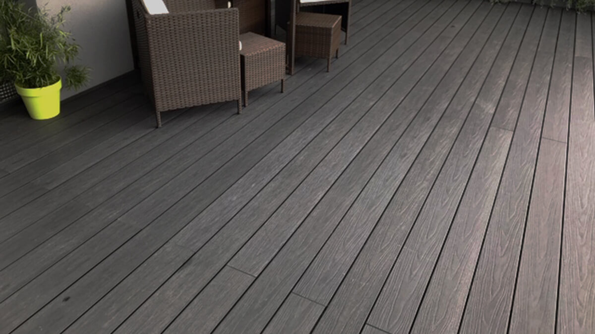 Terrasse aus WPC Terrassendielen Premium Anthrazit