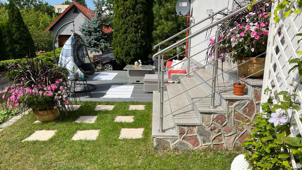 Terrassengestaltung mit WPC Terrassendielen 3D Grau