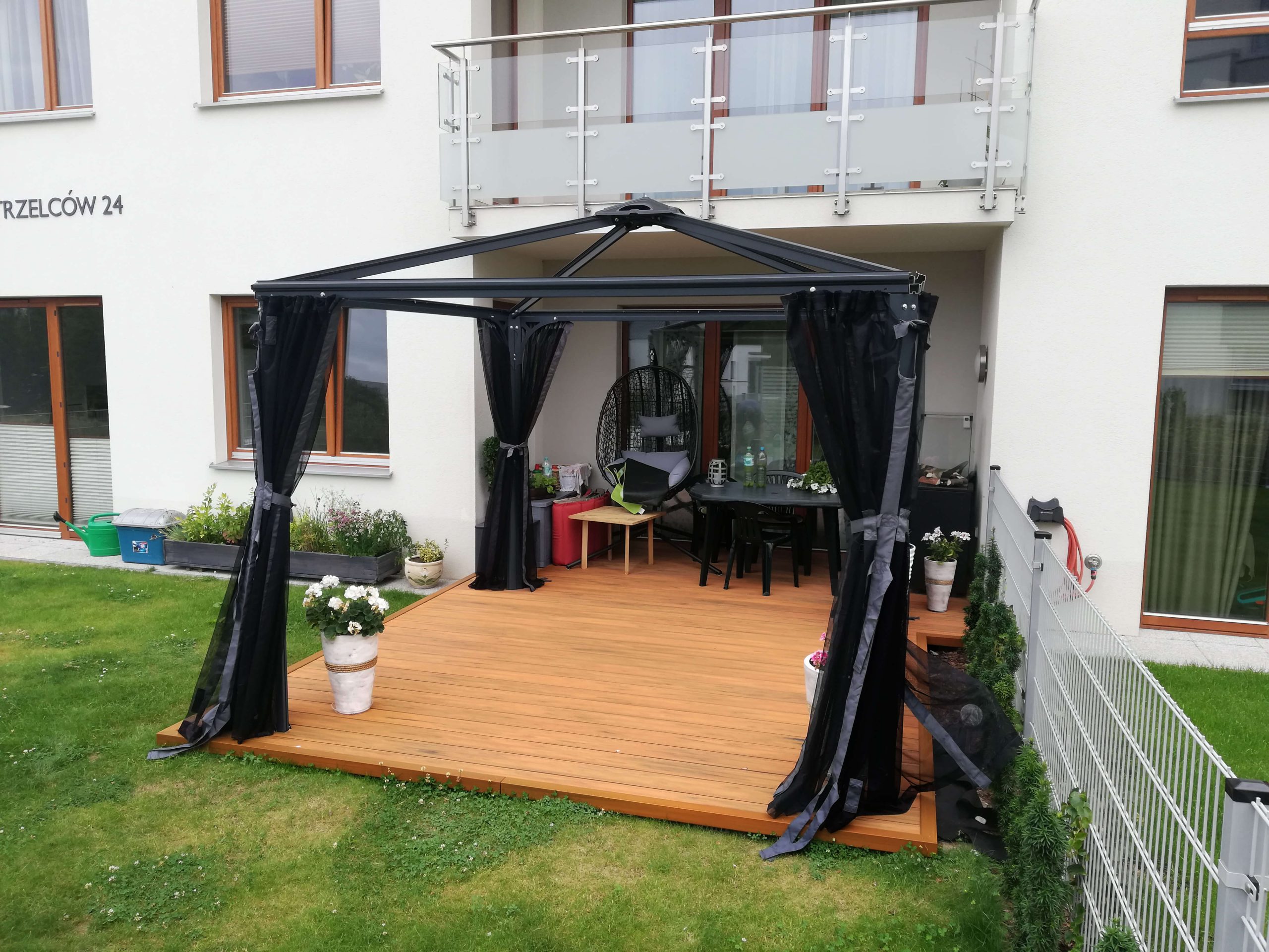 Terrasse aus WPC Terrassendielen Premium Amber