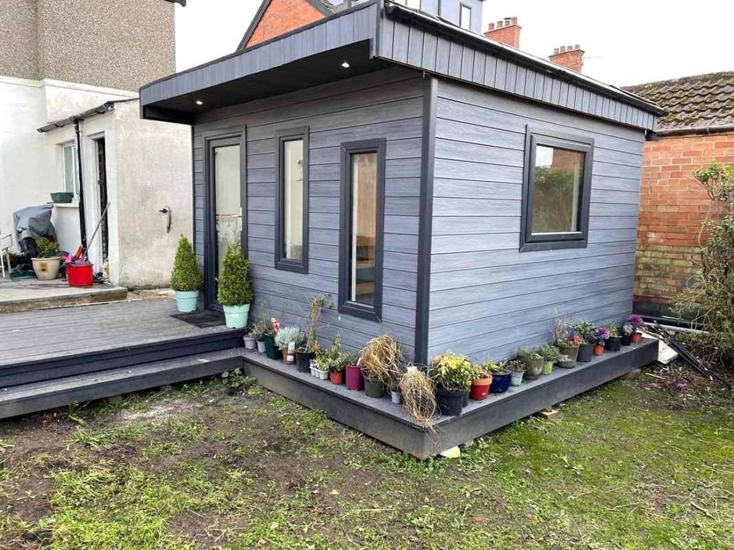 Gartenhaus – Premium Gray Fassadenplatte