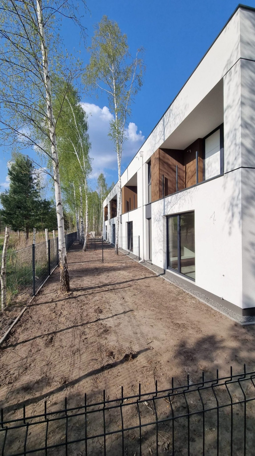 Gebäudefassade – Premium Teak Außenlamellen