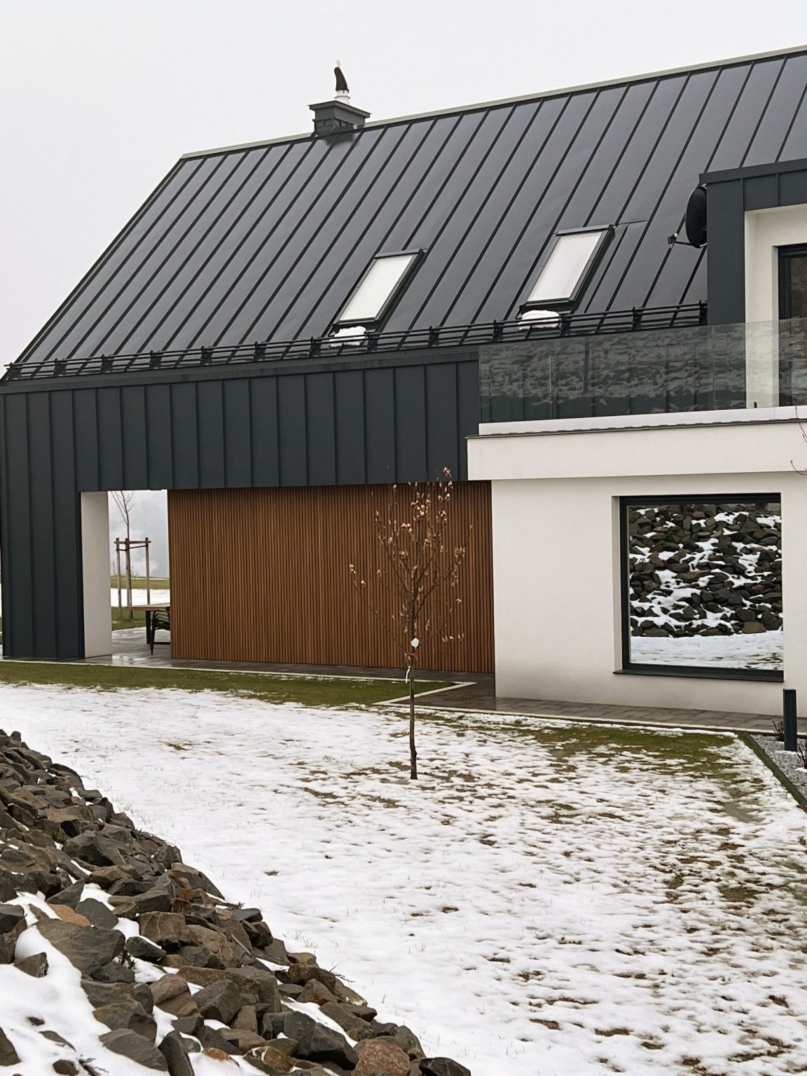 Hausfassade – 3D Fassadenlamellen Amber