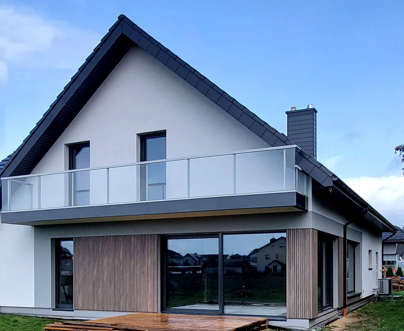 Lamellenfassade – Verbundlamellen, Antique