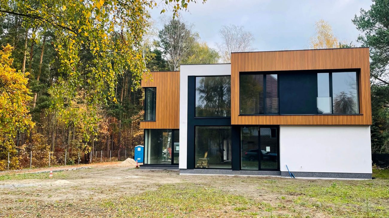 Lamellenfassade – 3D Fassadenlamellen Amber Premium