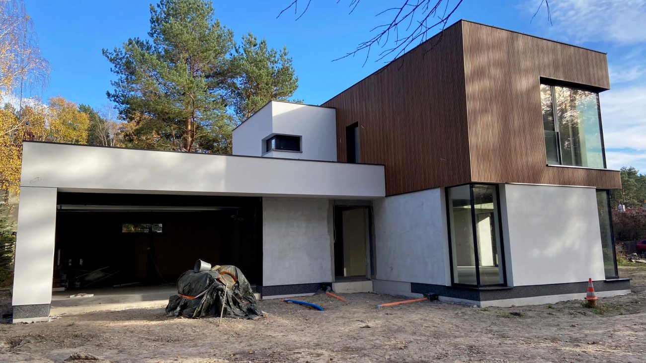 Lamellenfassade – 3D Fassadenlamellen Amber Premium