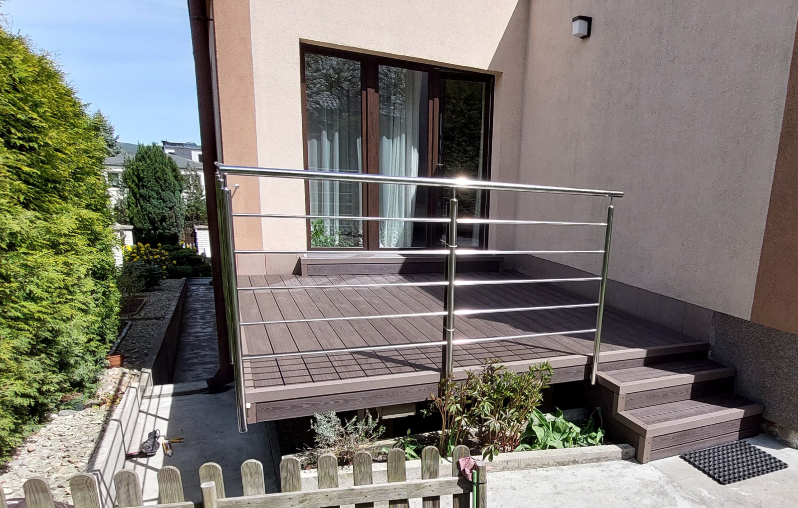 3D-Braun-Terrasse – moderne Metamorphose mit Klasse
