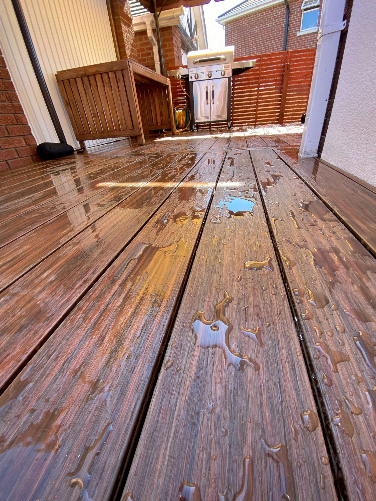 Terrasse mit Treppen - WPC Terrassendielen Premium Redwood