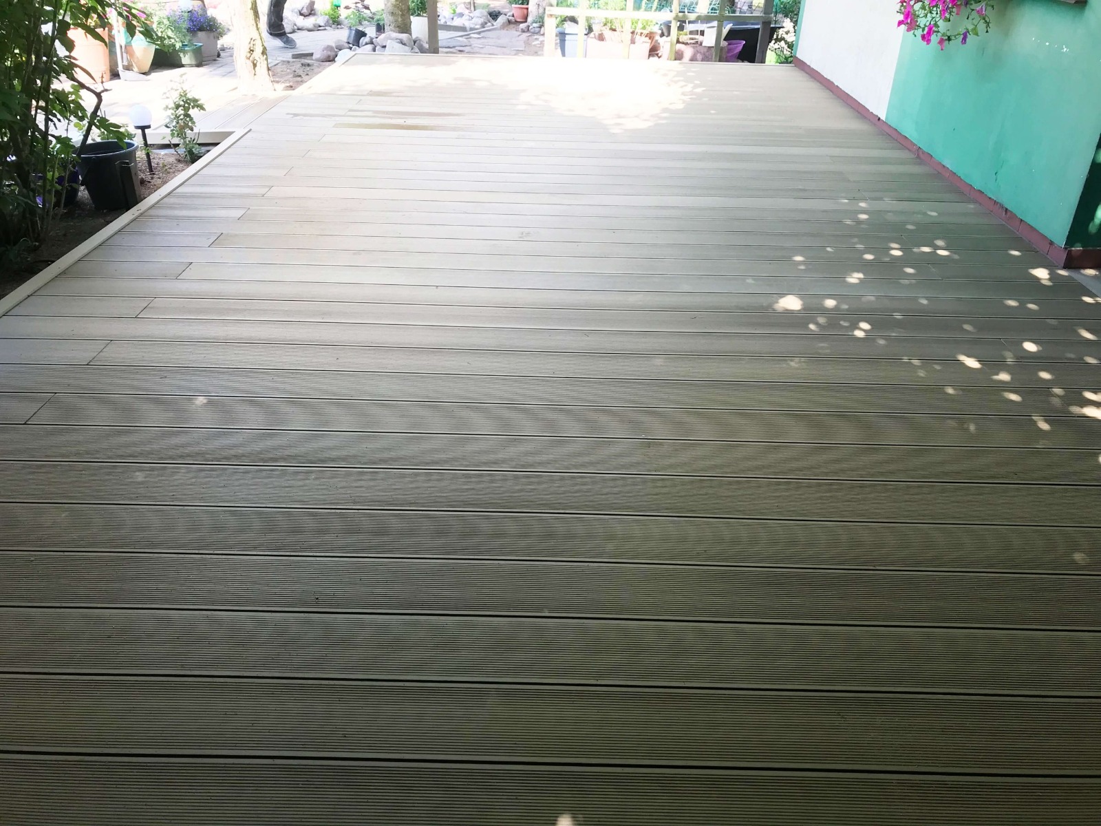 Terrasse aus WPC Terrassendielen Standard Honig Teak