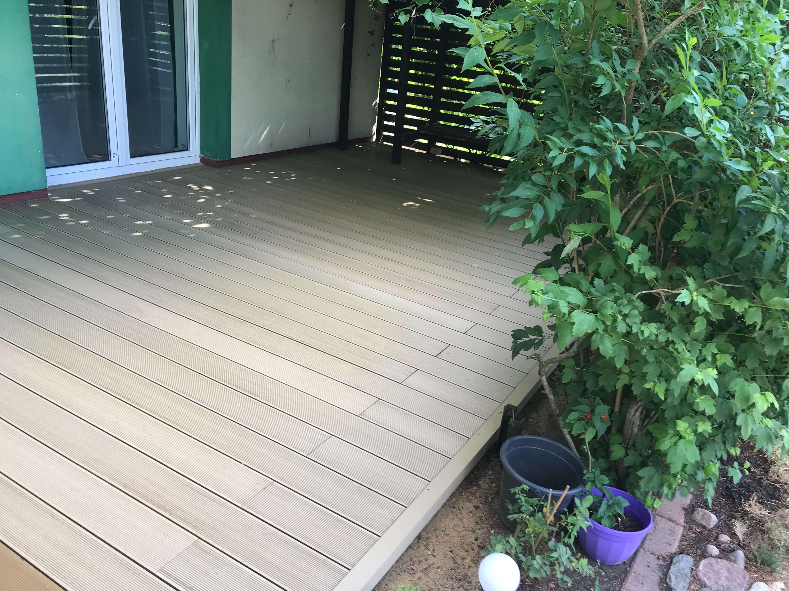 Terrasse aus WPC Terrassendielen Standard Honig Teak