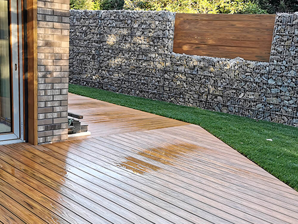 Terrasse aus WPC Terrassendielen Premium Amber
