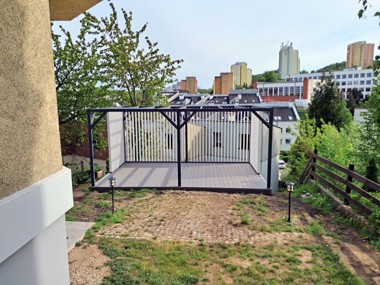 Graue WPC Terrasse – Terrassendielen Standard Hellgrau