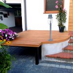 Realizacja tarasu z deski premium amber