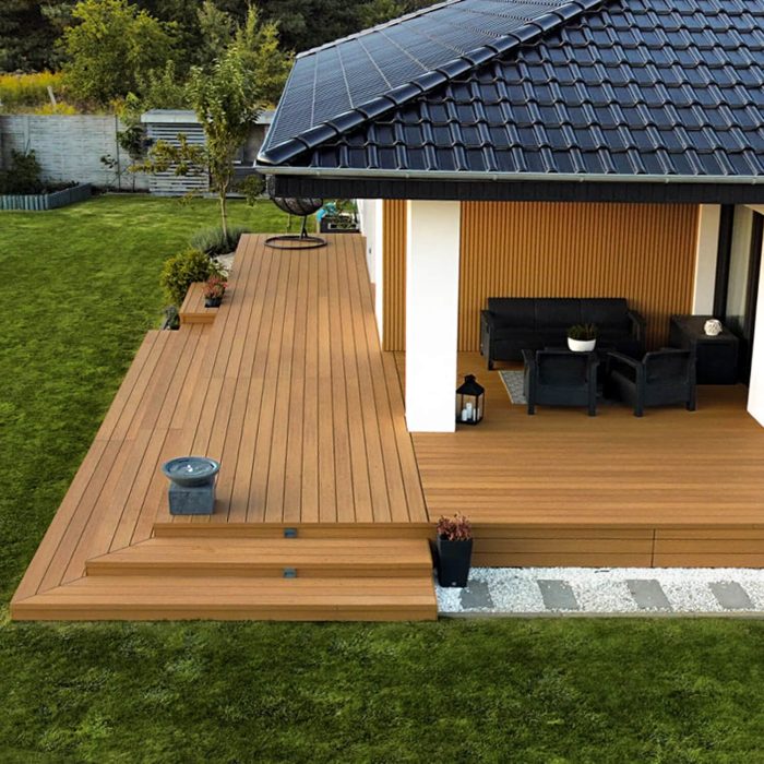 realizacja tarasu z deski kompozytowej premium dab naturalny